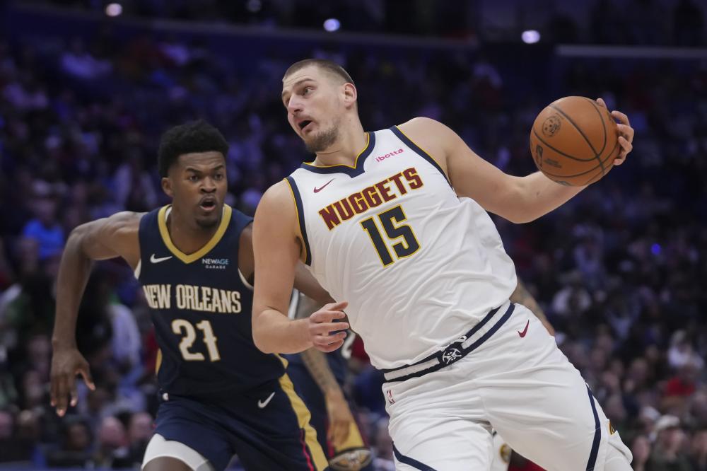 勾勒出一个 勾勒出一个