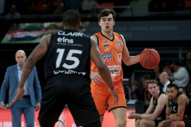 这一成就不 这一成就不